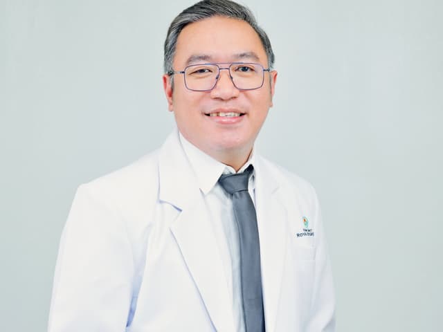 Dr Evan Lim