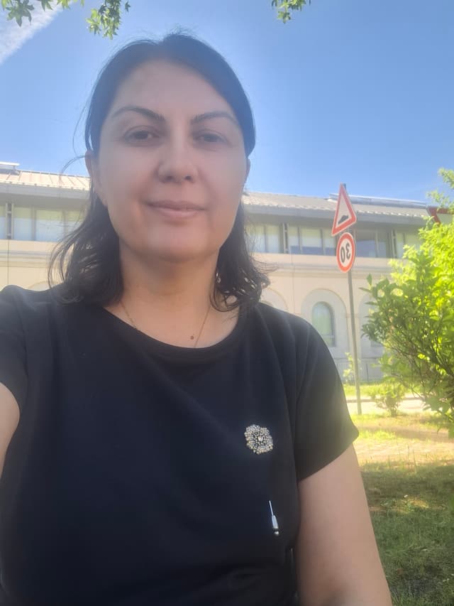 Nazife Öztürk